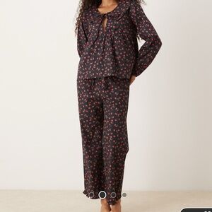Floral Pajama Set 100% Cotton NWTO